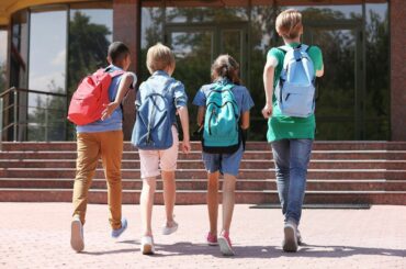 Kids from behind running to school