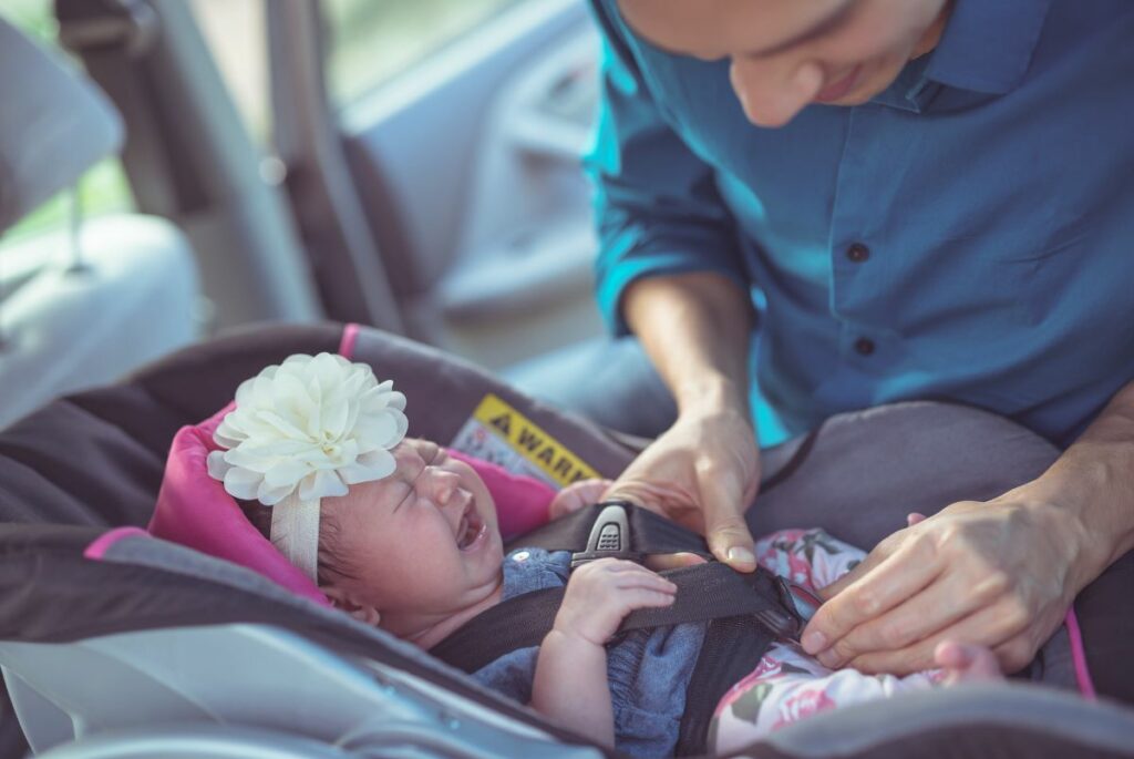 Paternity leave alters the brain — suggesting daddies are made, not ...